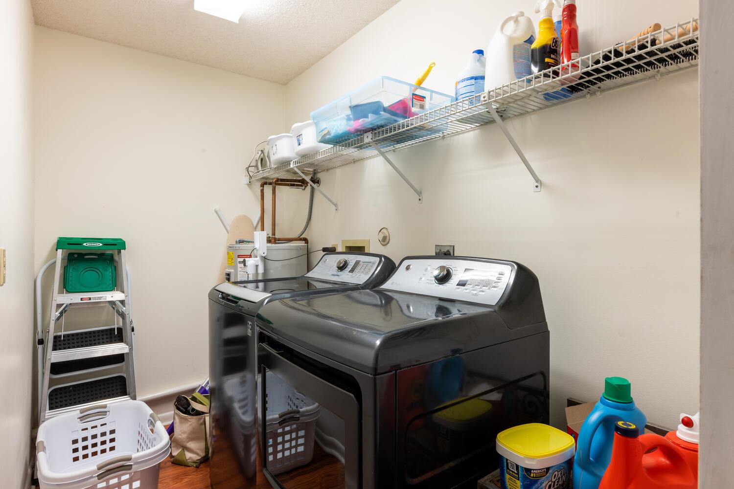 LOXAHATCHEE GROVES - Residential