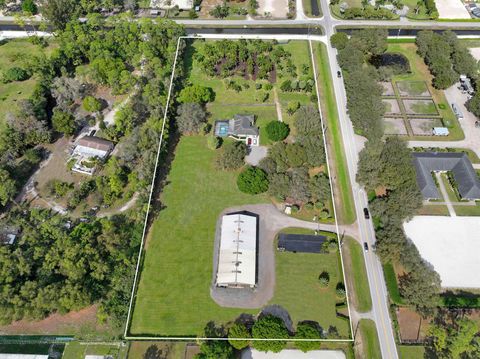 13528 N 6th Court N Loxahatchee Groves FL 33470