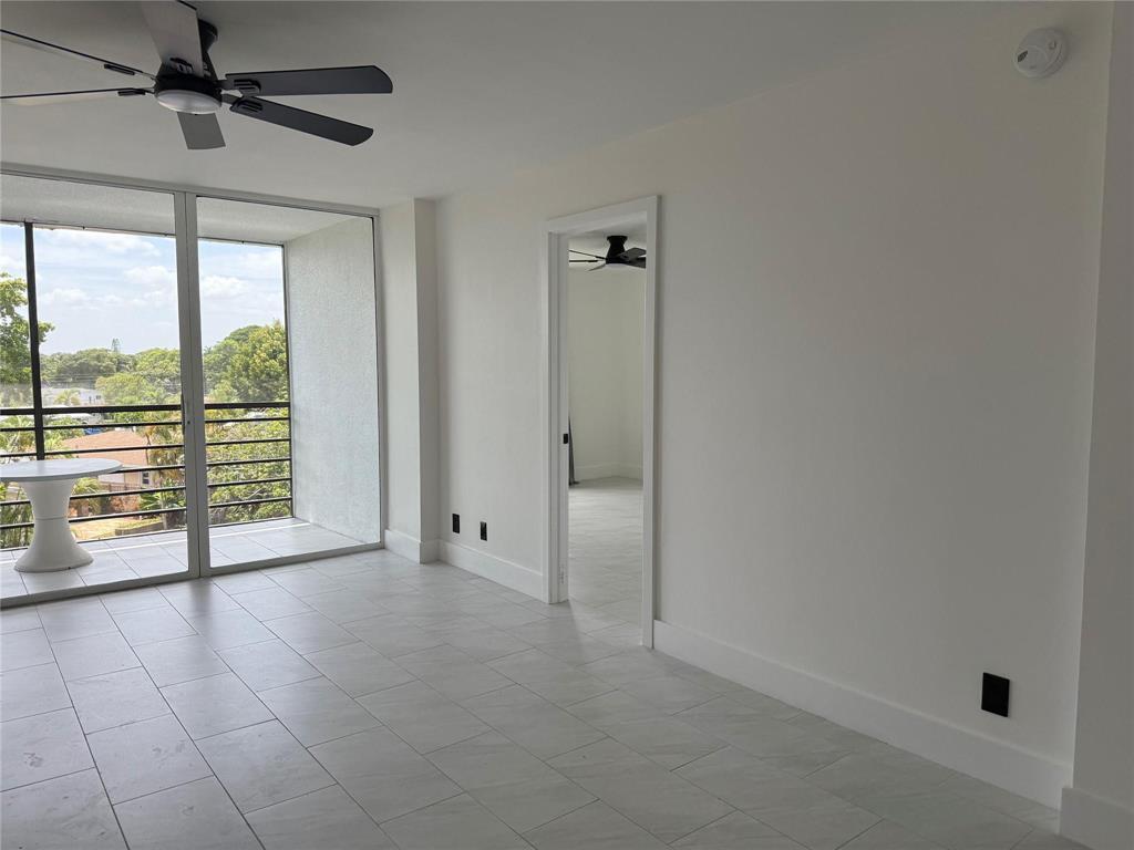 ROYAL PARK CONDO - Residential