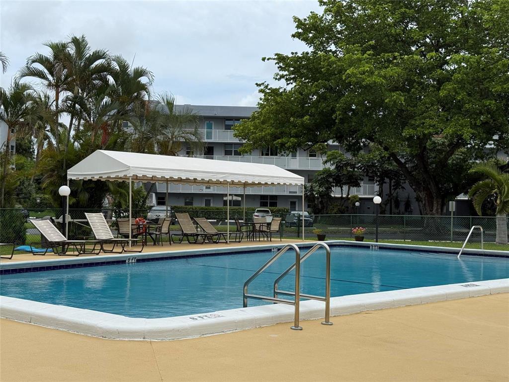 ROYAL PARK CONDO - Residential