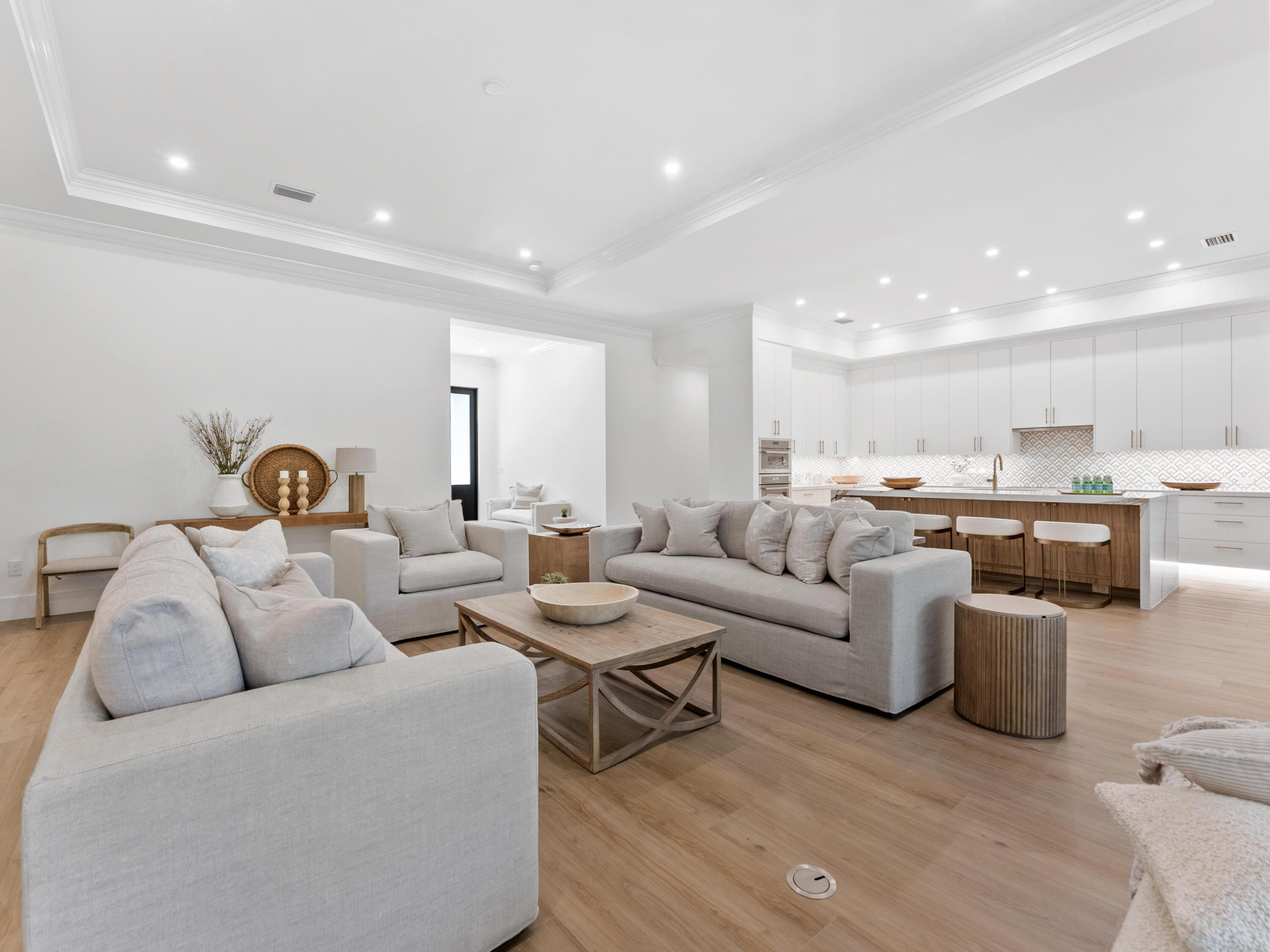 CHAPEL HILL - Residential