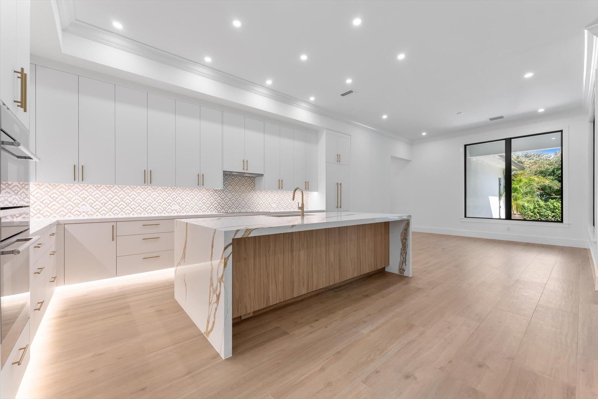 CHAPEL HILL - Residential