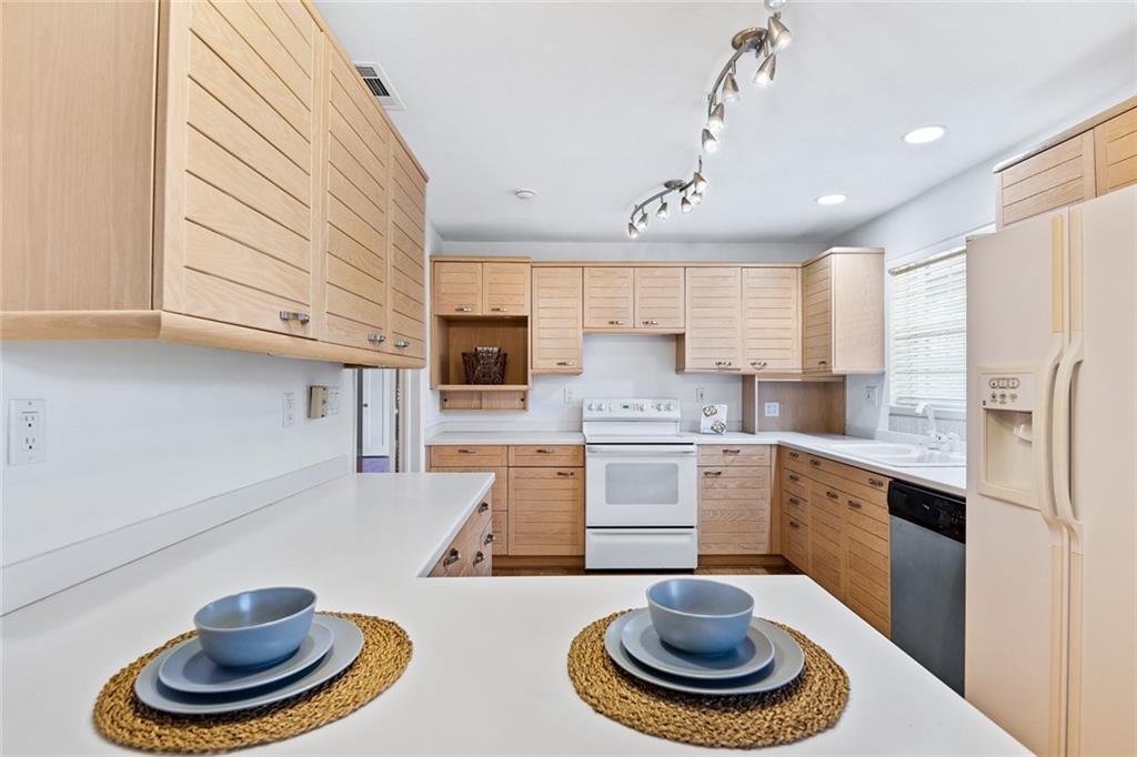 Coral Ridge Country Club - Residential