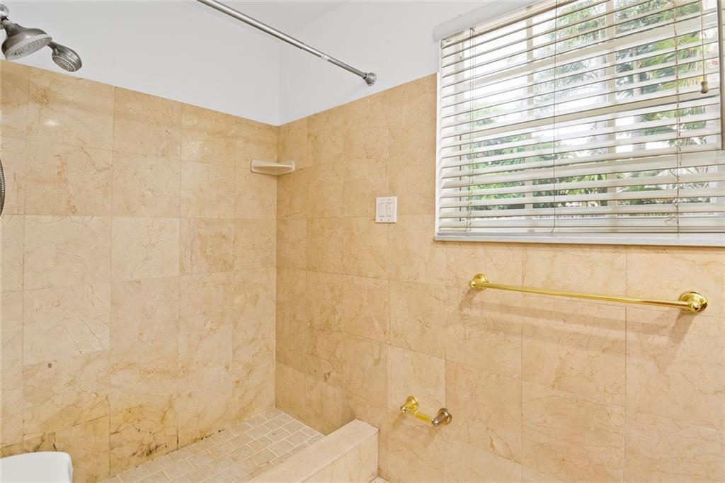 Coral Ridge Country Club - Residential