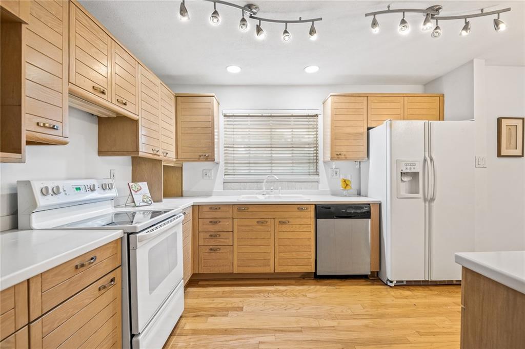 Coral Ridge Country Club - Residential