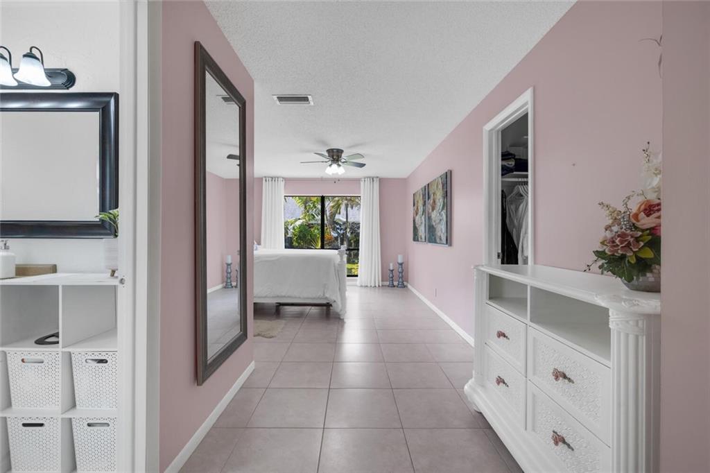 GUARDIAN ESTATES 81-41 B - Residential
