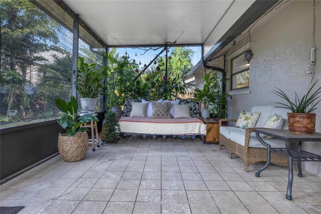 GUARDIAN ESTATES 81-41 B - Residential