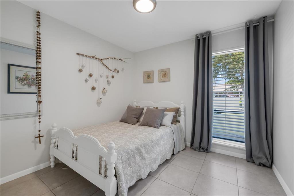 GUARDIAN ESTATES 81-41 B - Residential