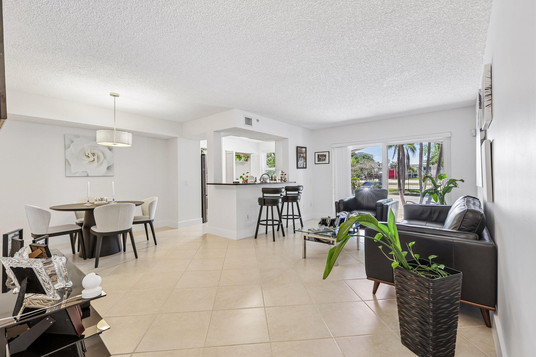 LA VIA CONDO - Residential