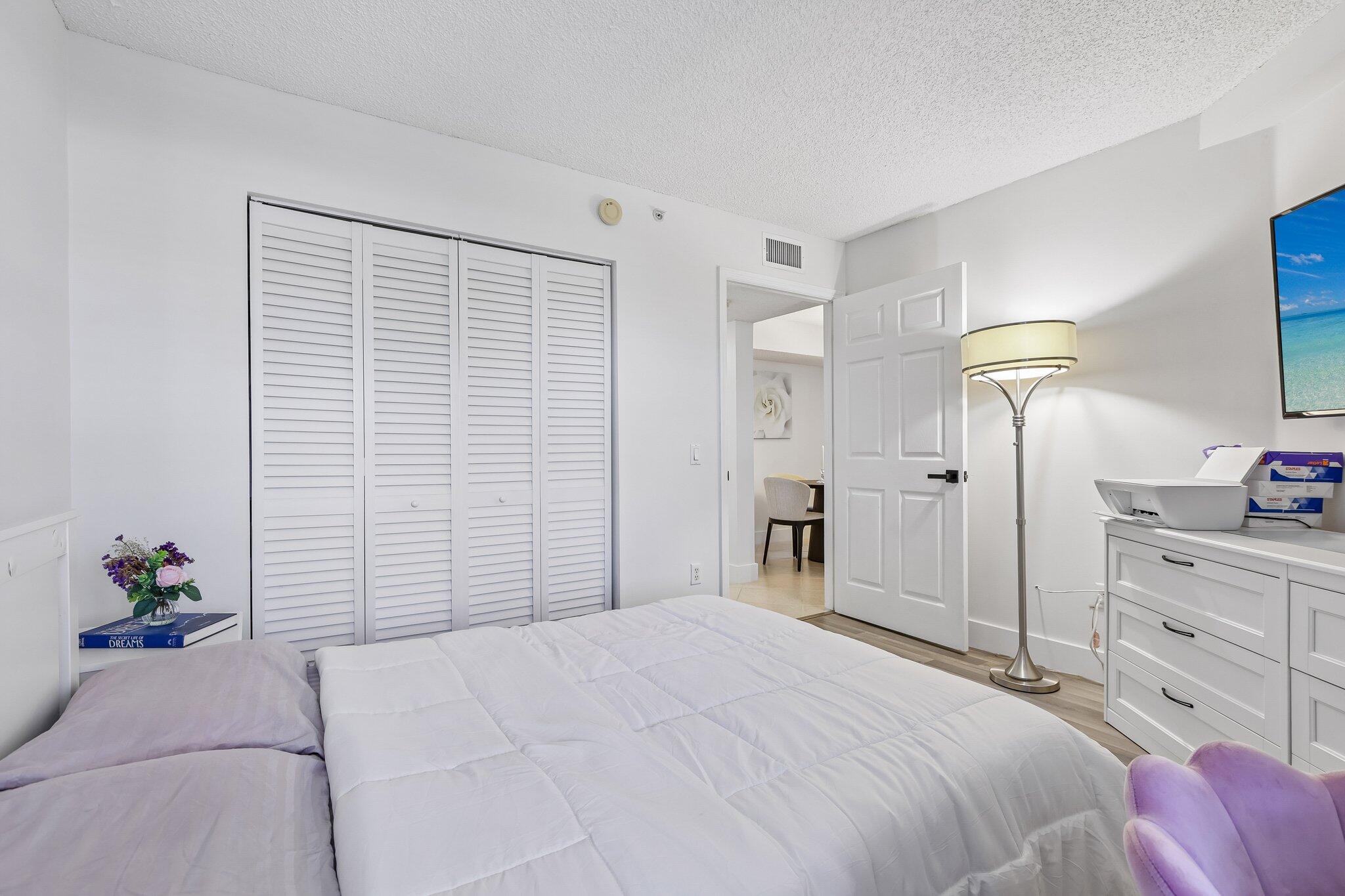 LA VIA CONDO - Residential