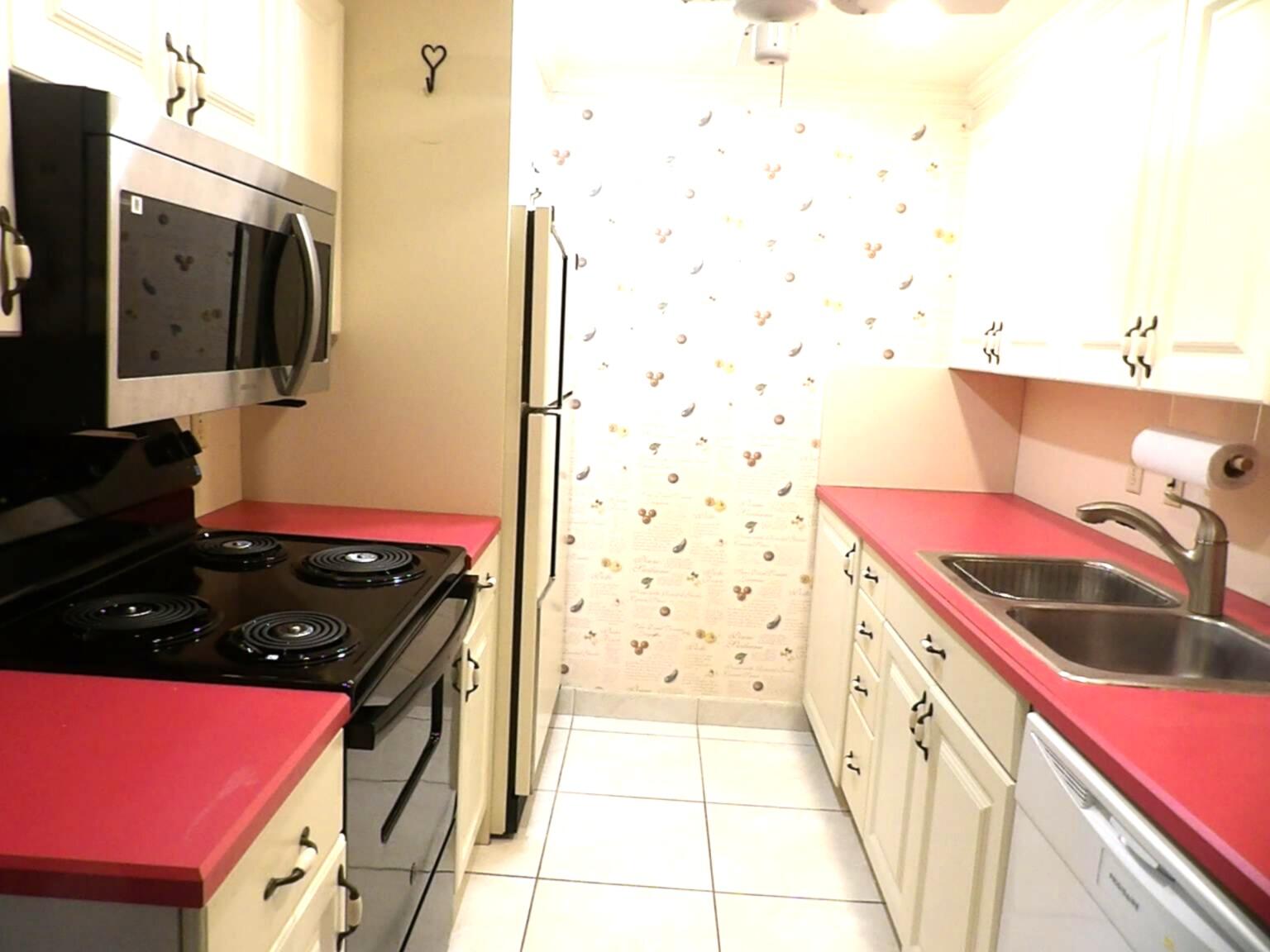 4074 Cornwall D 4074