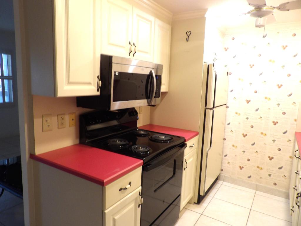 4074 Cornwall D 4074