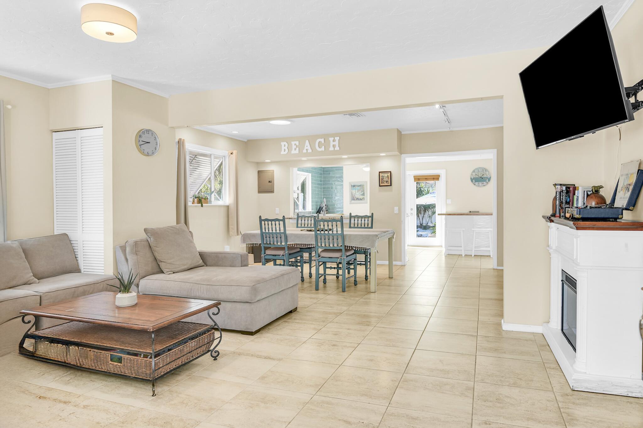 TRADE WINDS ESTATES FIRST ADD - Residential