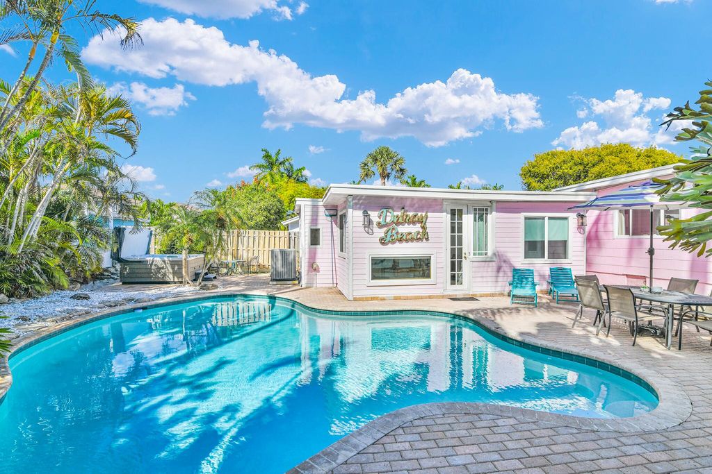 Photo of 3218 Palm Drive, Delray Beach, FL 33483 (MLS # R11165444)