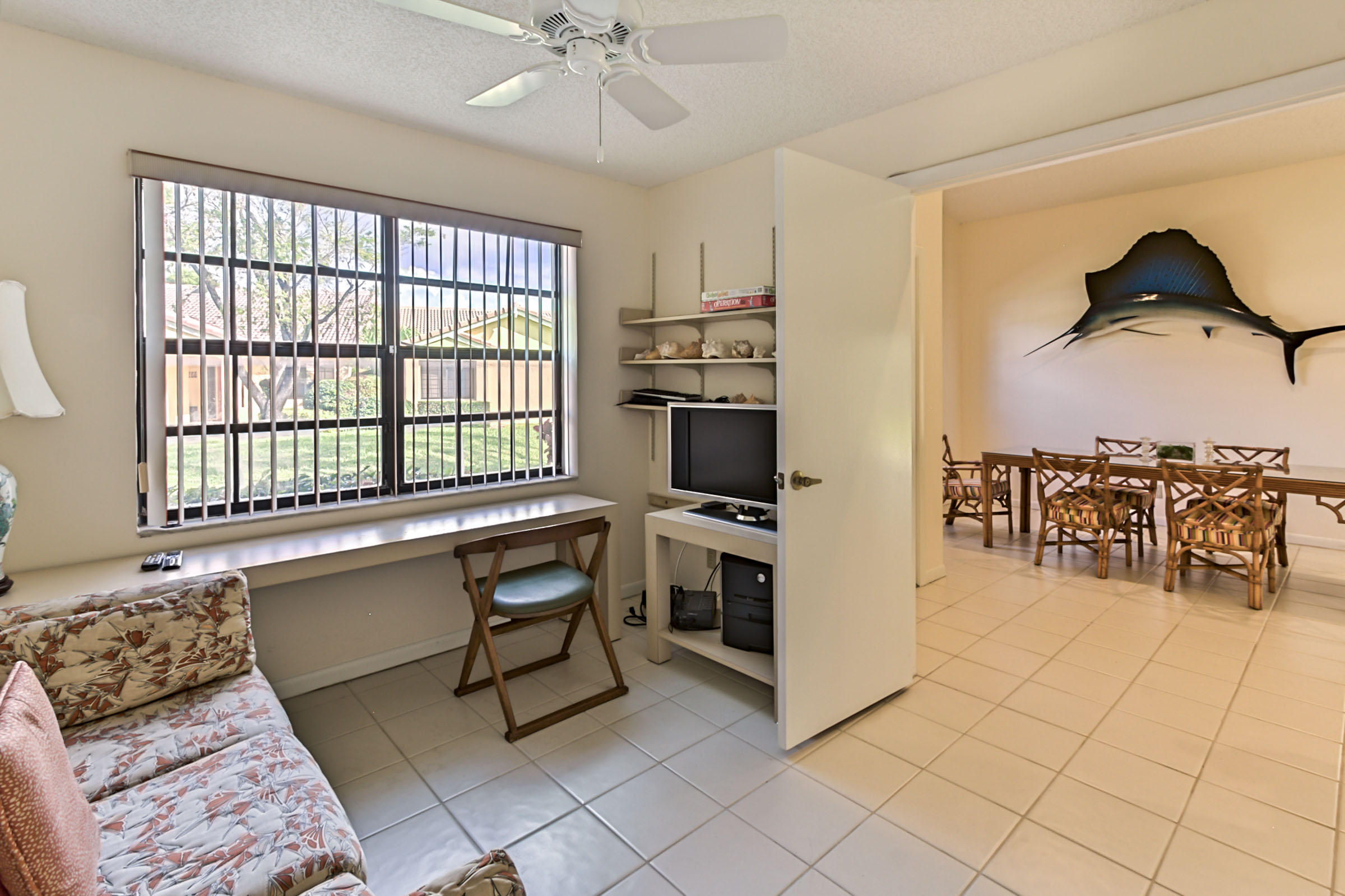 THORNHILL LAKE/ GLEN - Residential