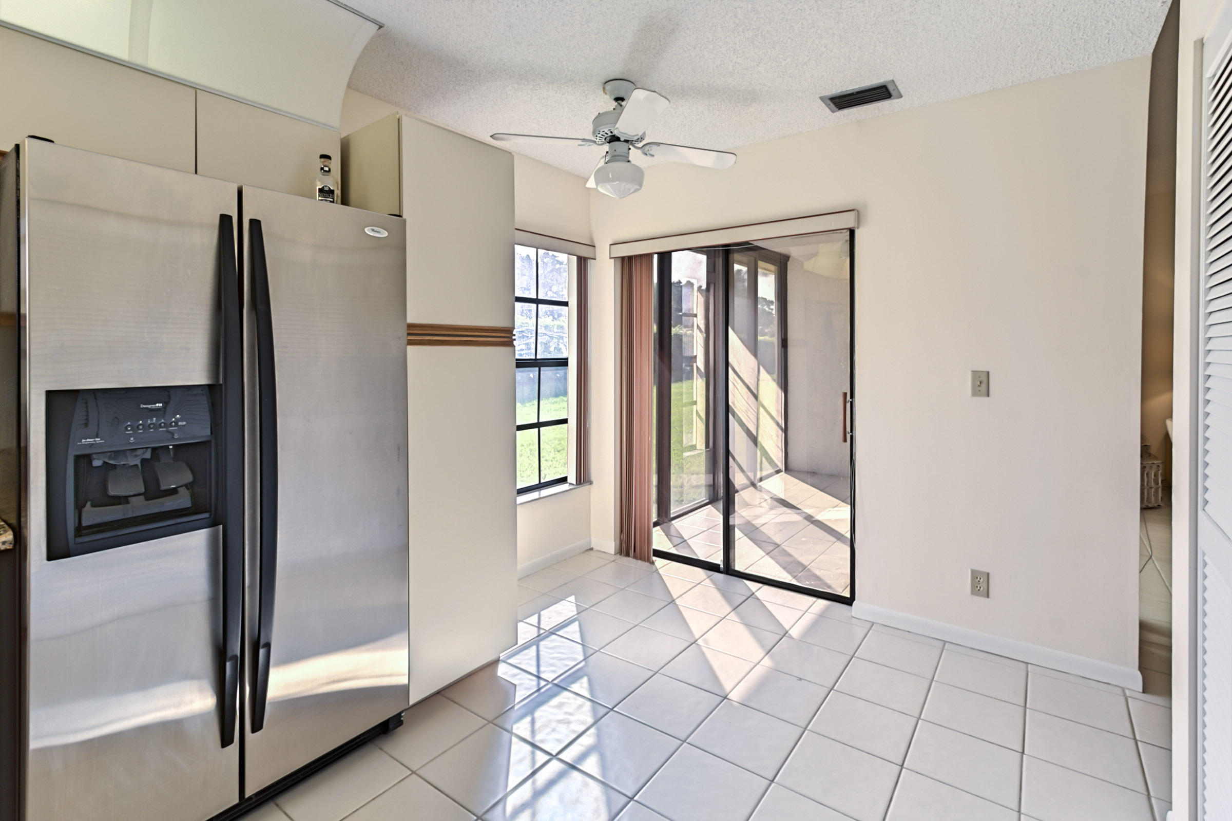 THORNHILL LAKE/ GLEN - Residential