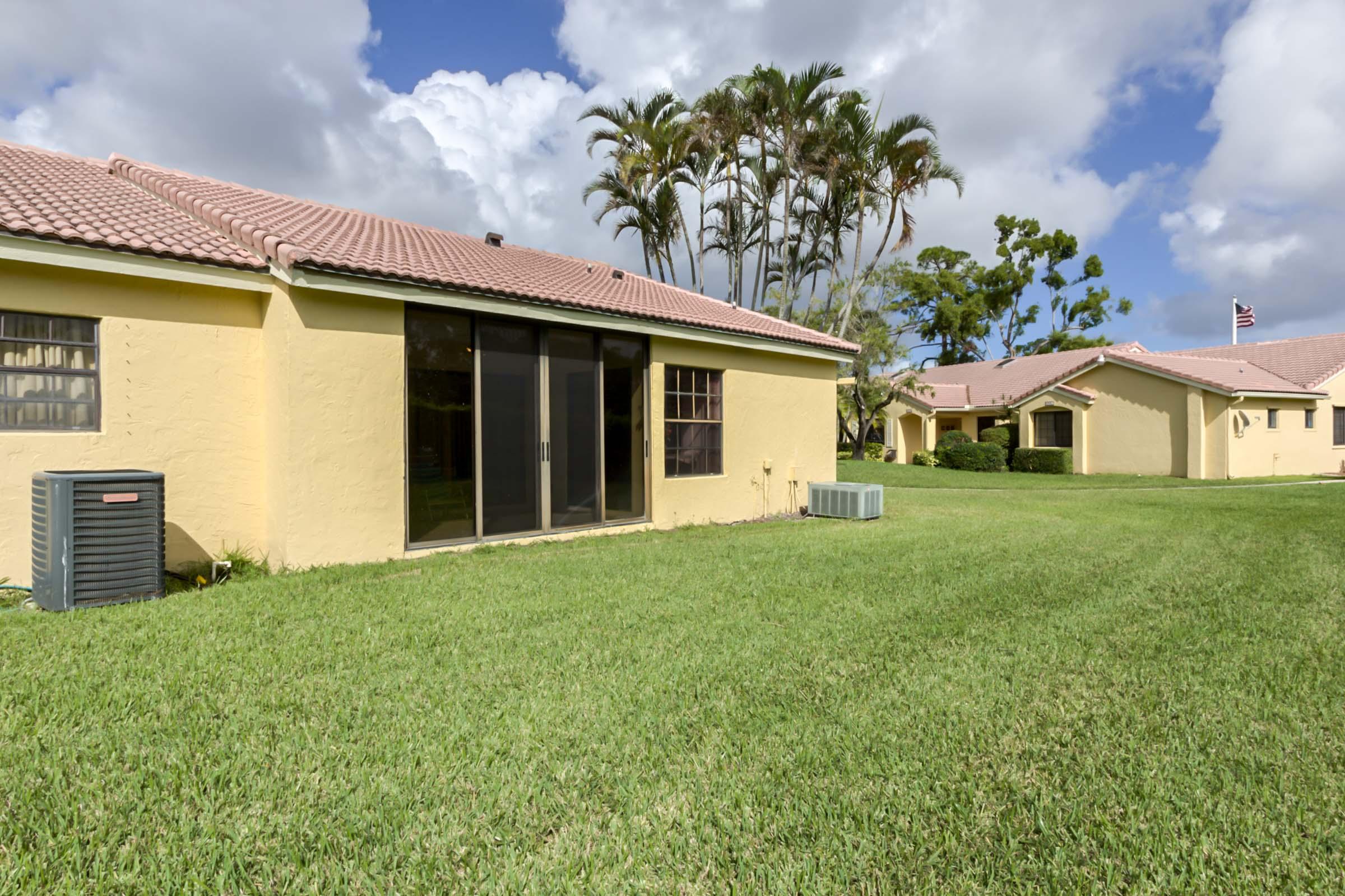 THORNHILL LAKE/ GLEN - Residential