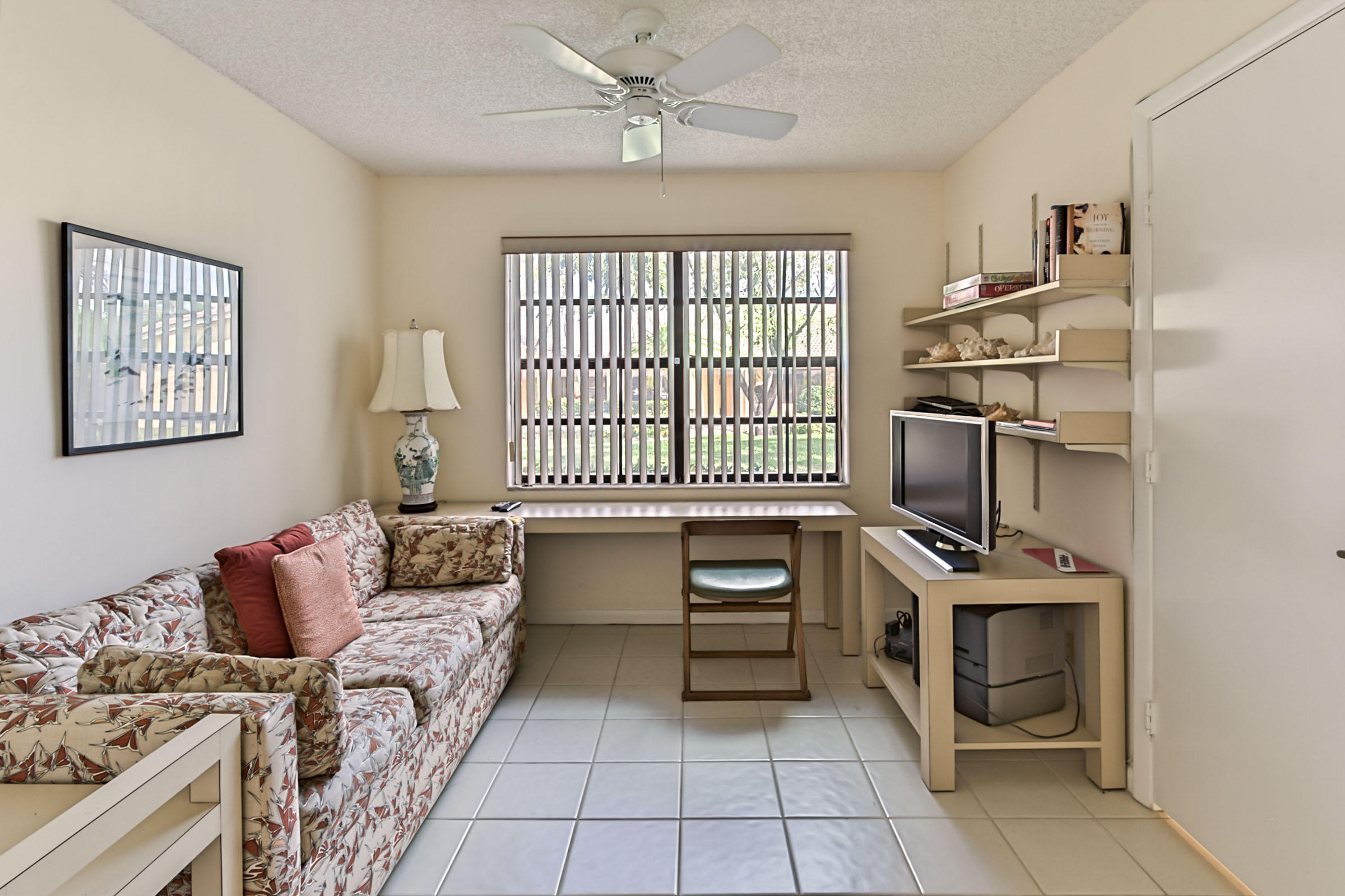 THORNHILL LAKE/ GLEN - Residential