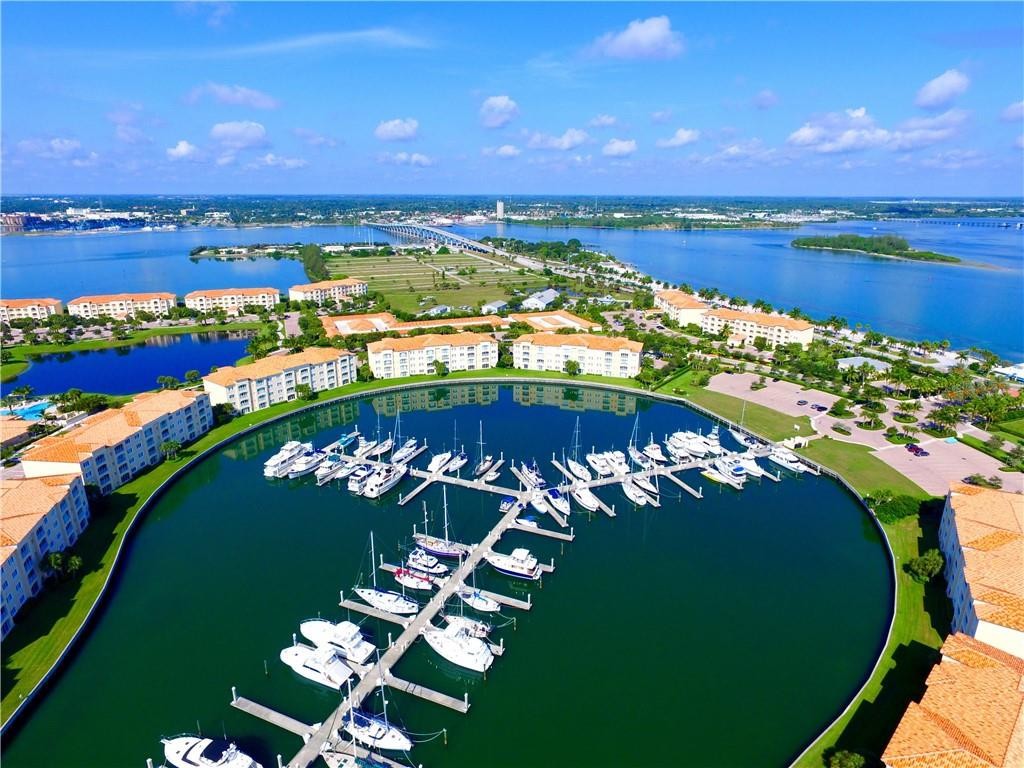 Harbour Isle West - Residential