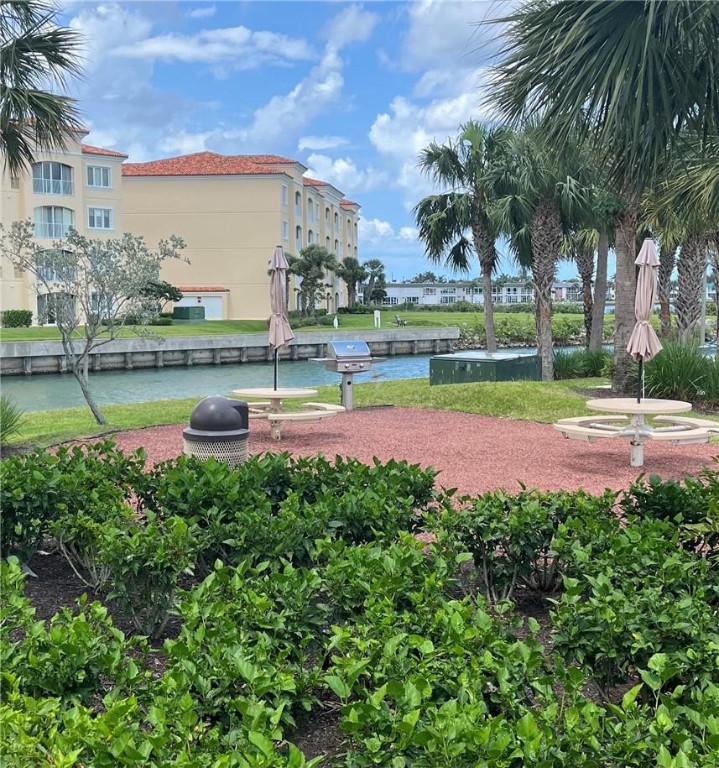 Harbour Isle West - Residential