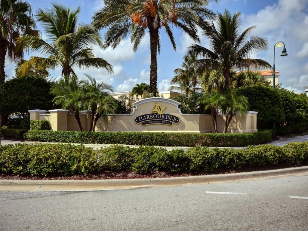 Harbour Isle West - Residential