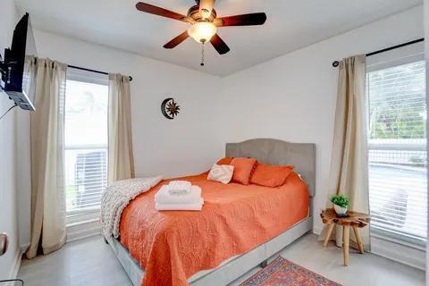 PALM-AIRE VILLAGE 2ND SEC - Residential Lease