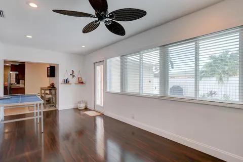 PALM-AIRE VILLAGE 2ND SEC - Residential Lease