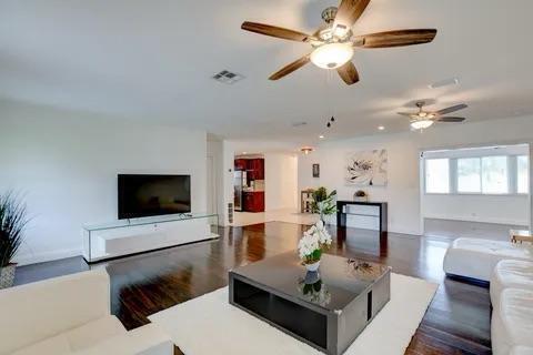 PALM-AIRE VILLAGE 2ND SEC - Residential Lease