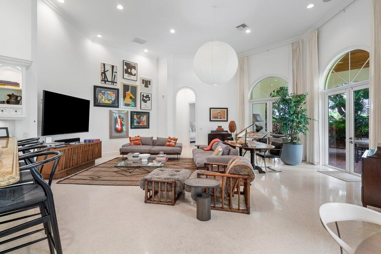 KENSINGTON - Residential