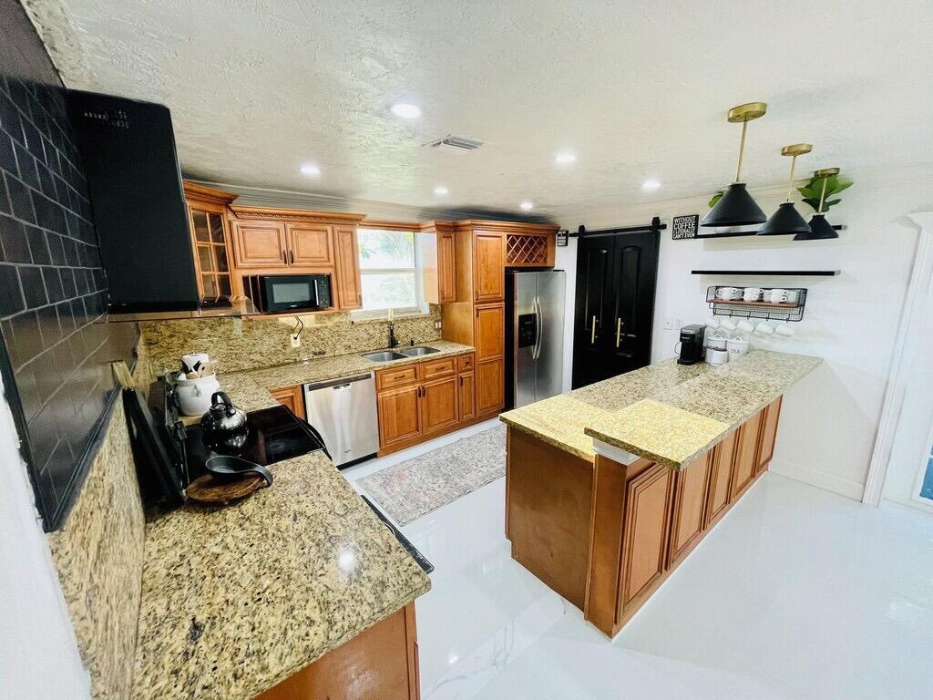 MARGATE ESTATES SEC 1 - Residential Lease