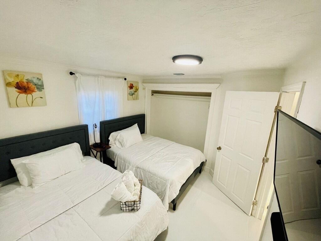 MARGATE ESTATES SEC 1 - Residential Lease