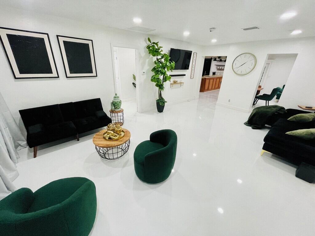 MARGATE ESTATES SEC 1 - Residential Lease