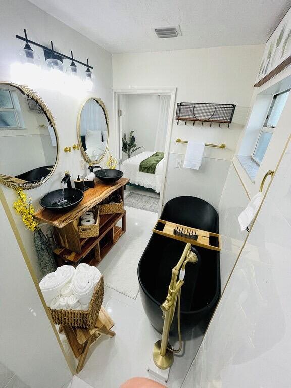 MARGATE ESTATES SEC 1 - Residential Lease