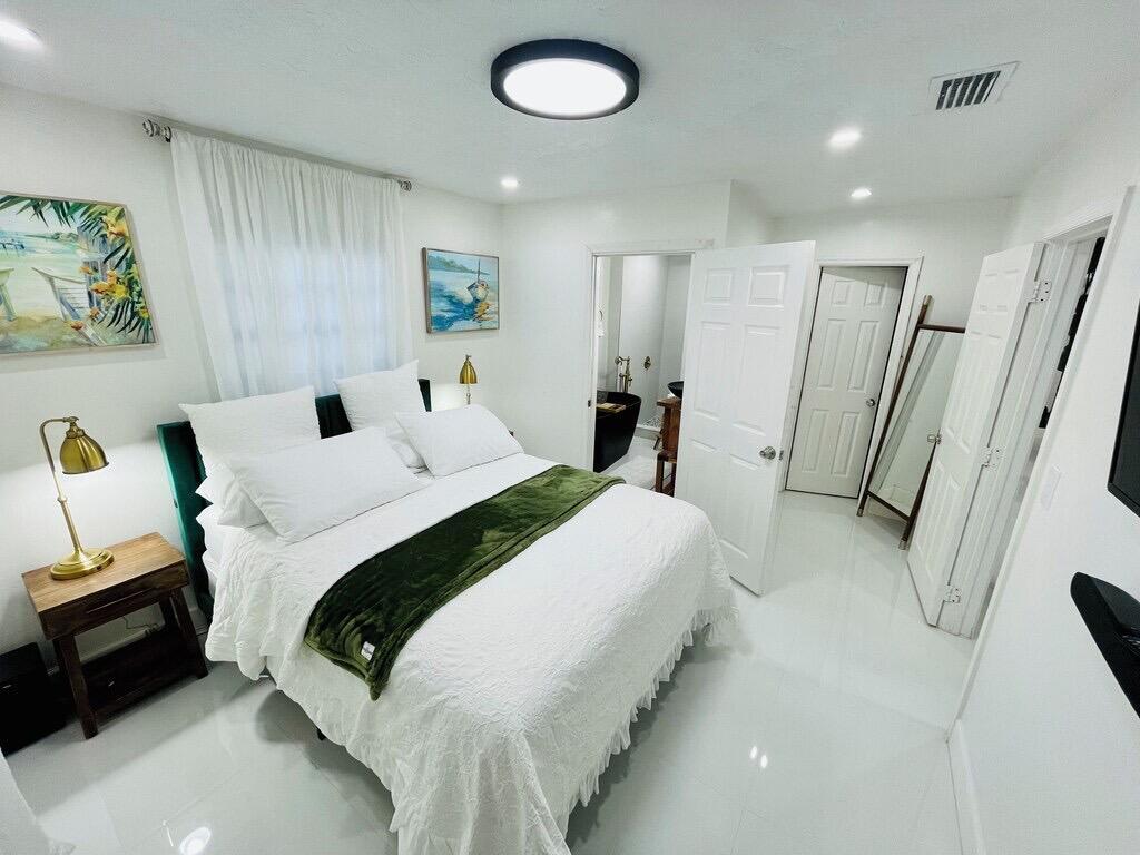 MARGATE ESTATES SEC 1 - Residential Lease