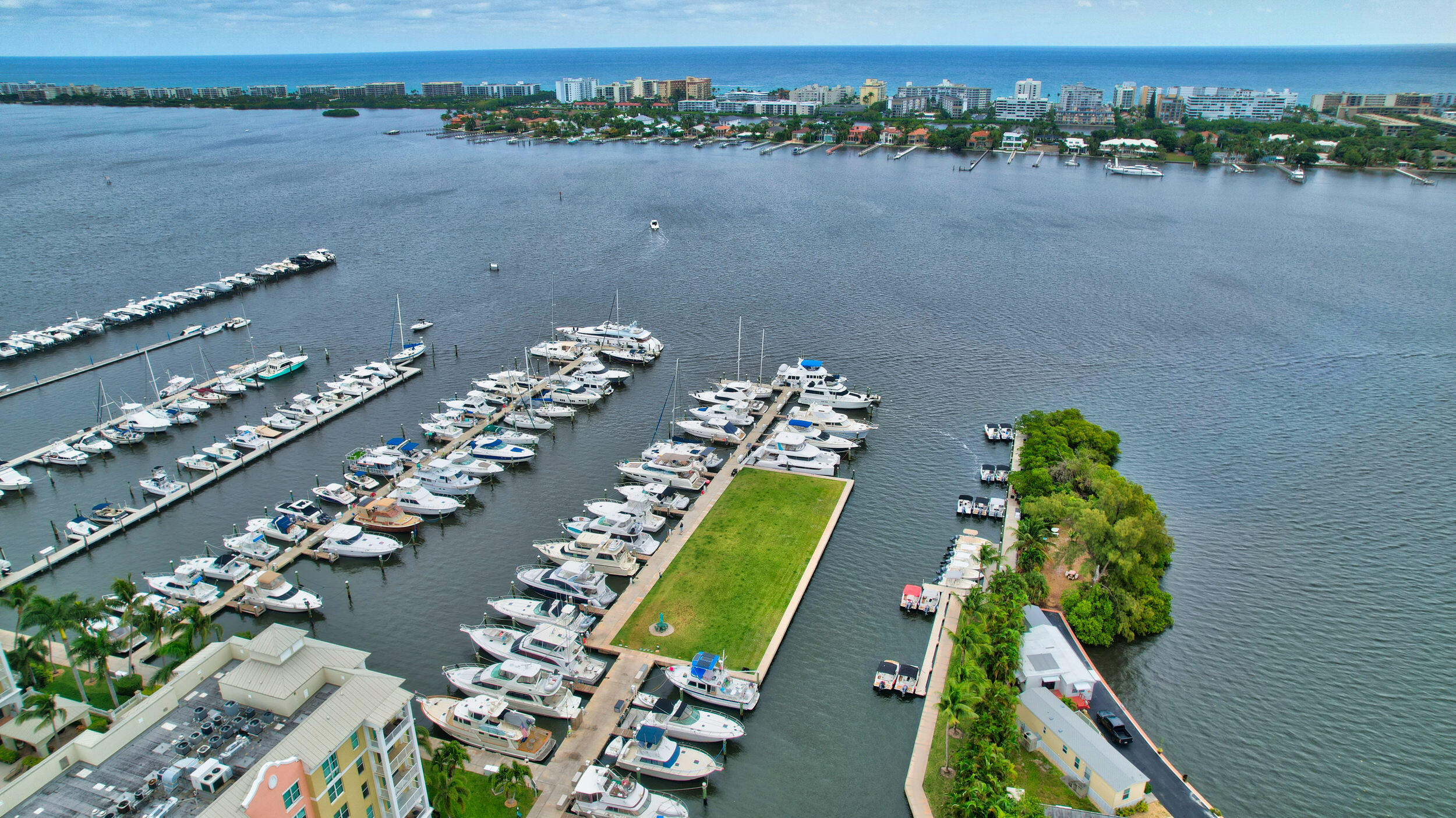 MOORINGS AT LANTANA CONDO 1 - Residential Lease