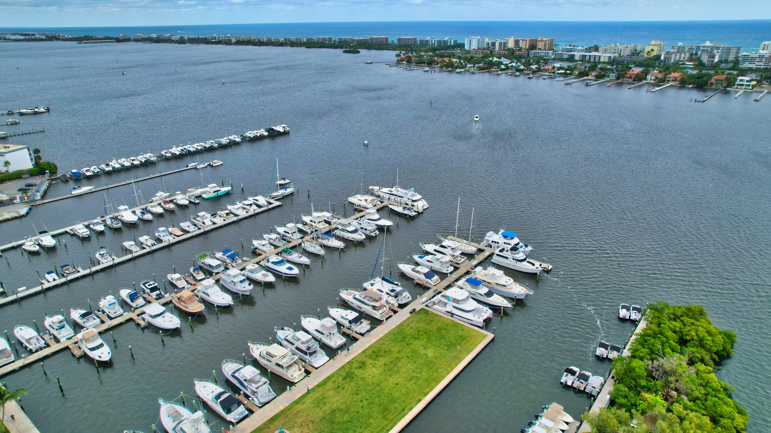 MOORINGS AT LANTANA CONDO 1 - Residential Lease