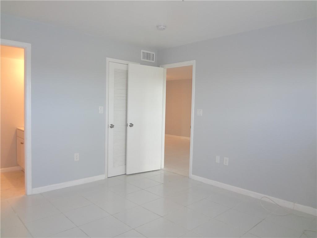 Sunrise Lakes - Residential