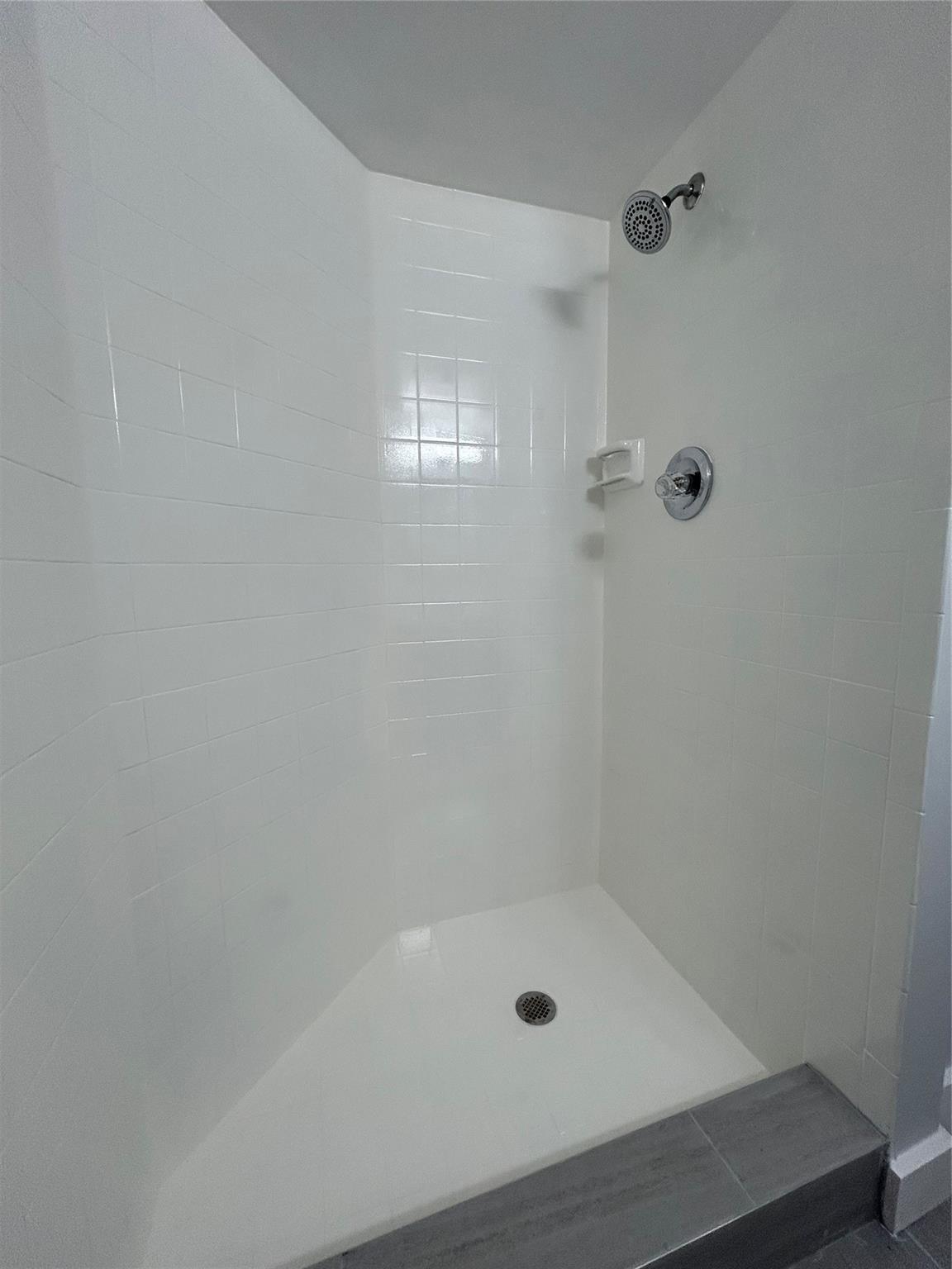 Lake Pointe Condo Five - Residential Lease