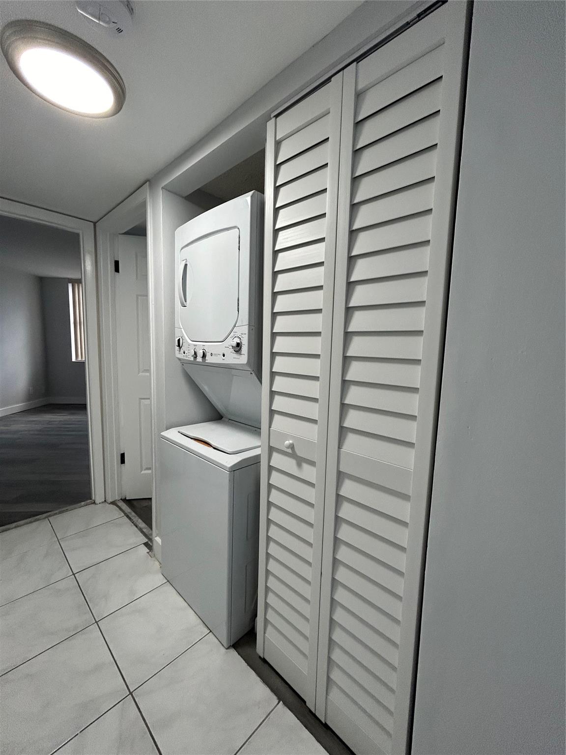 Lake Pointe Condo Five - Residential Lease