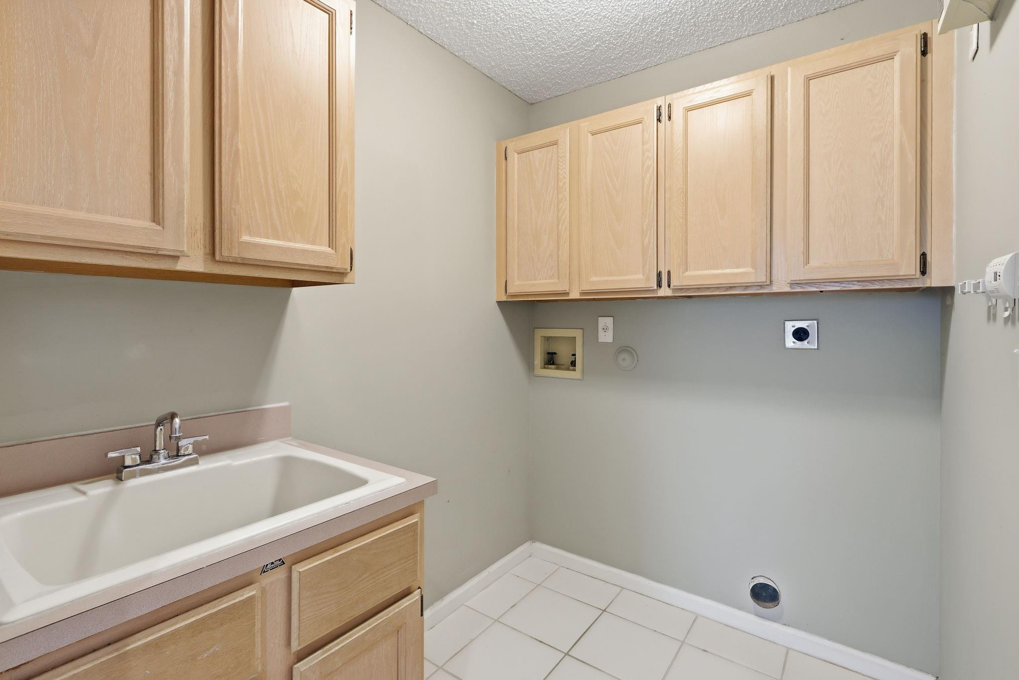 Emerald Forest 02 - Residential