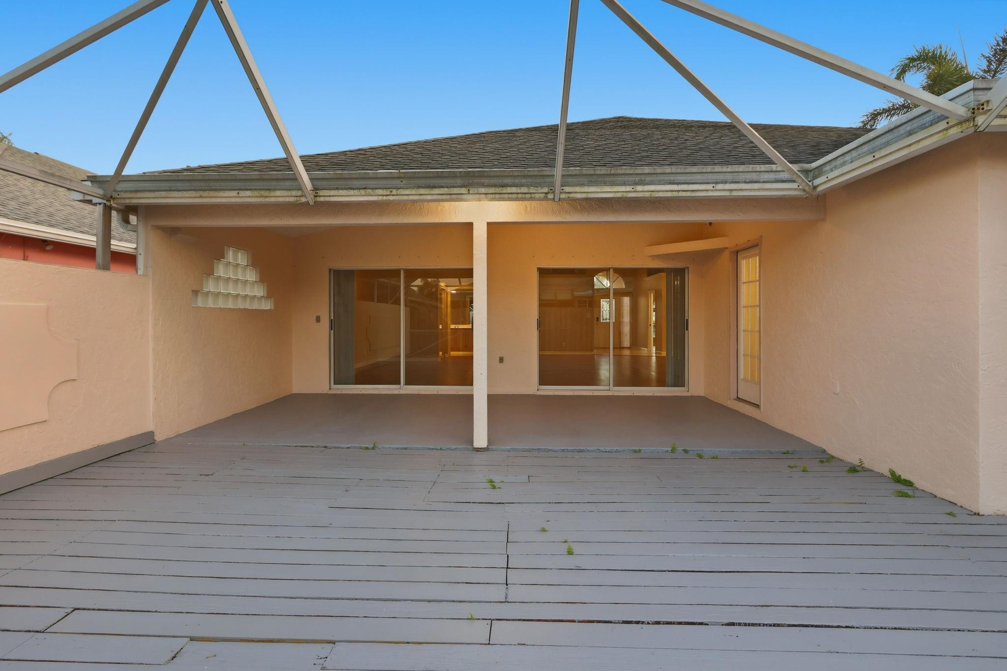 Emerald Forest 02 - Residential