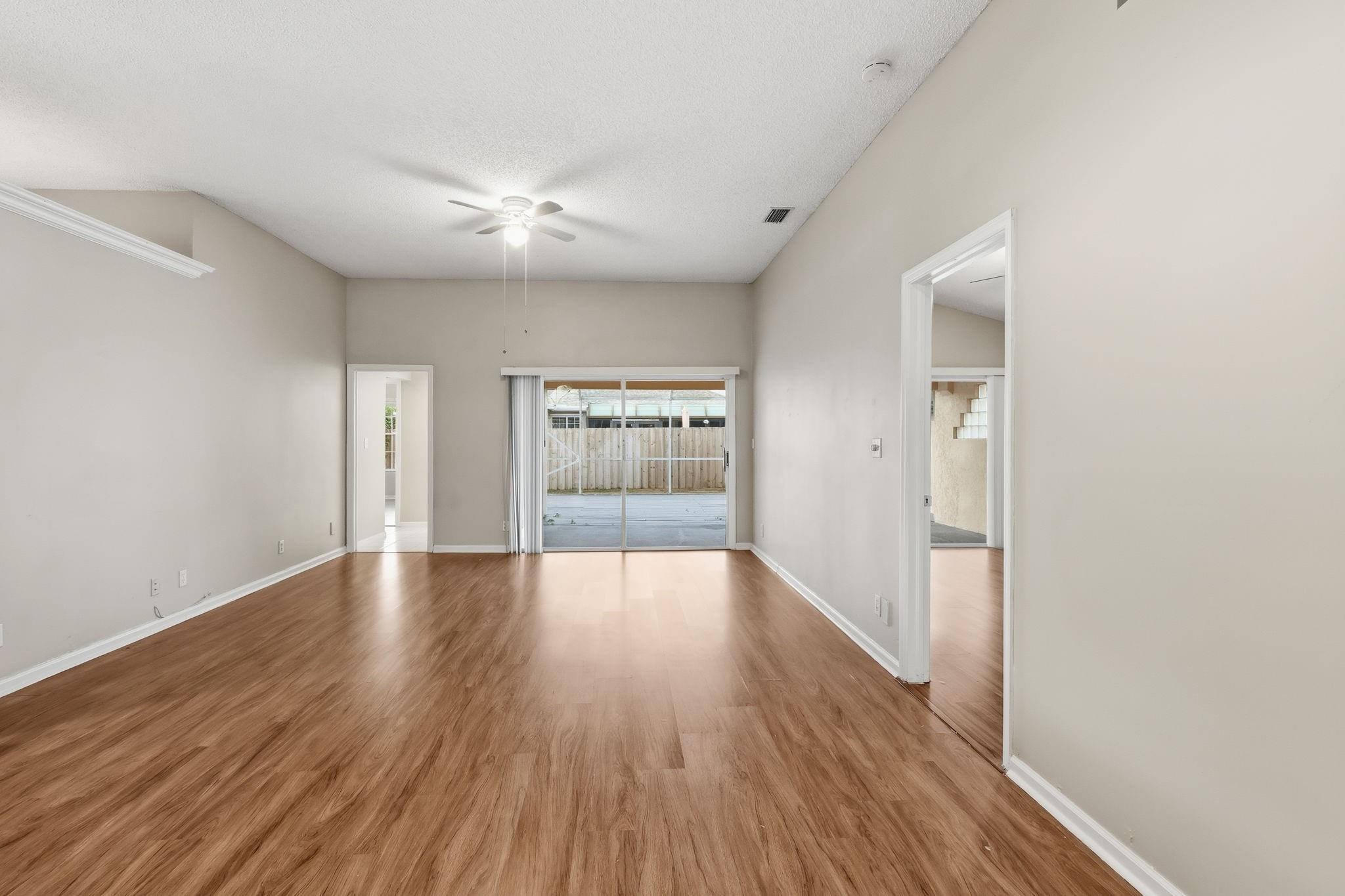 Emerald Forest 02 - Residential