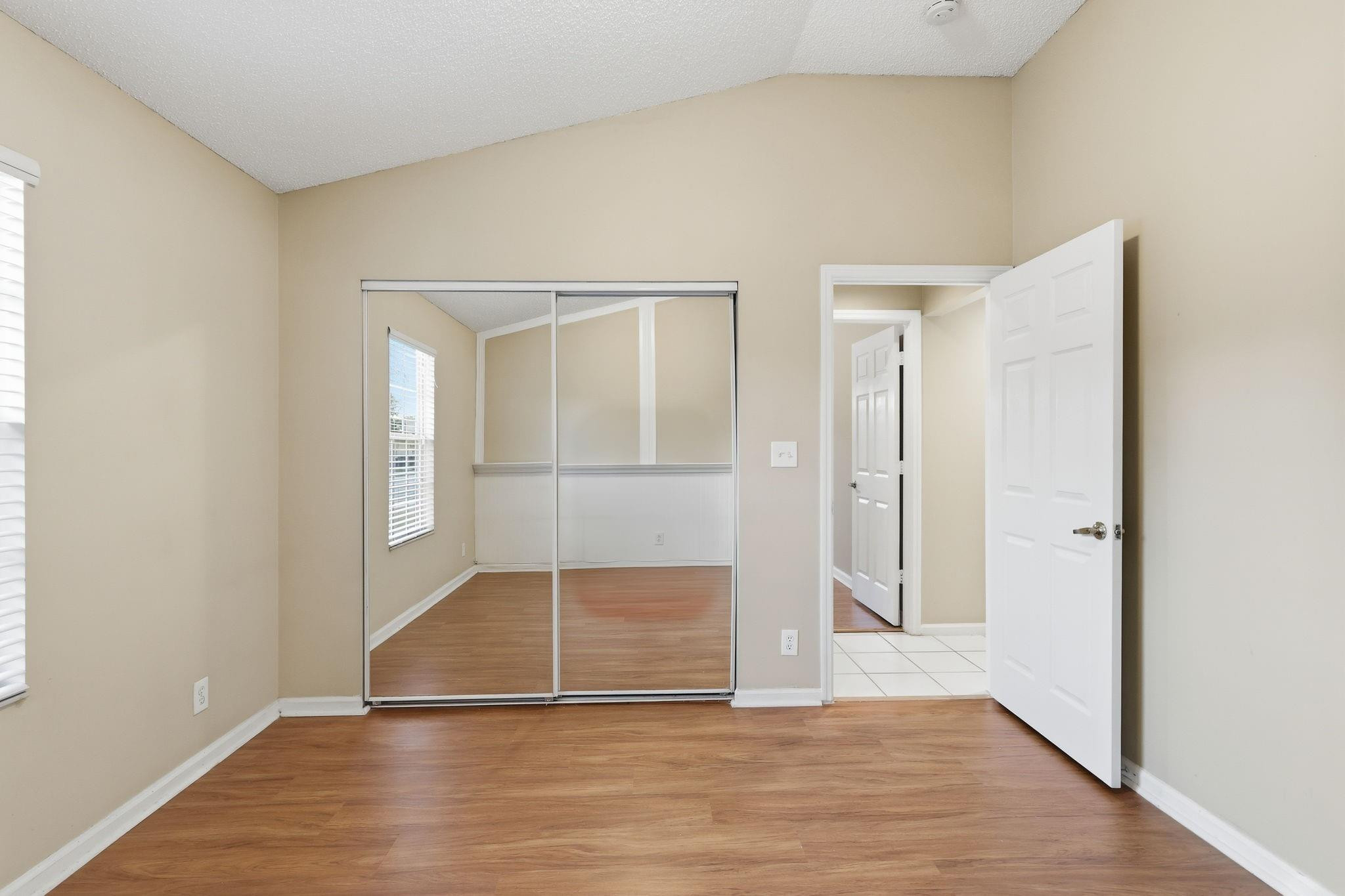 Emerald Forest 02 - Residential