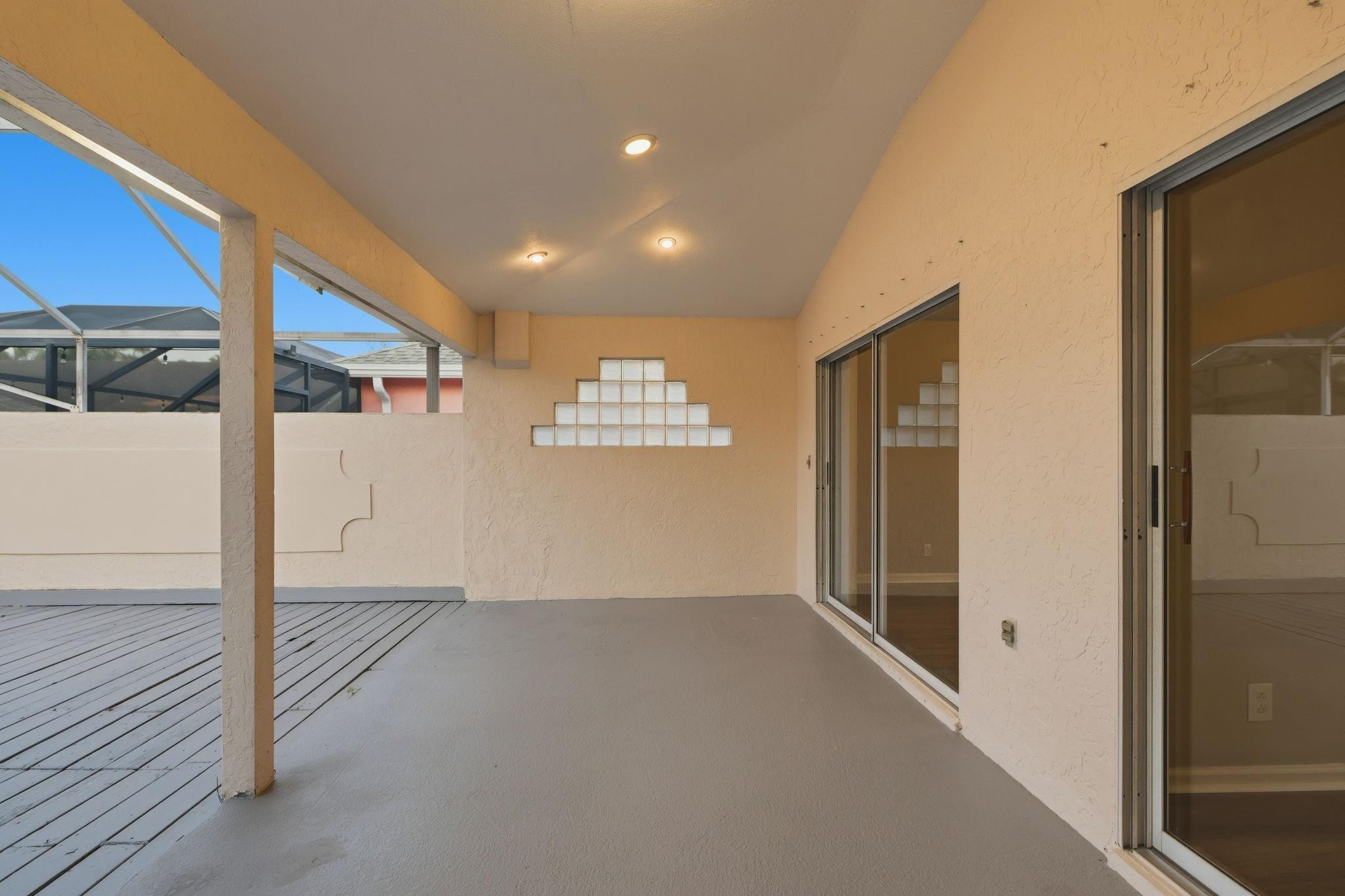 Emerald Forest 02 - Residential