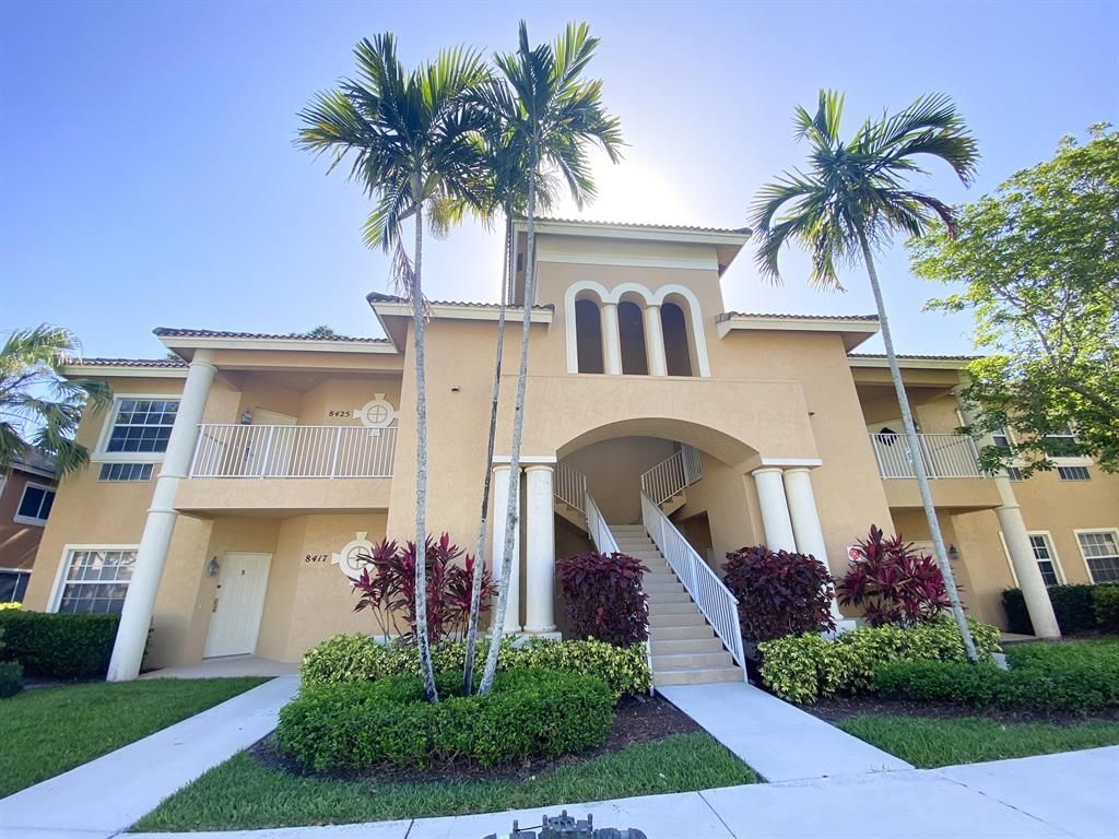 Photo of 8425 Mulligan Circle, Port Saint Lucie, FL 34986 (MLS # R10788011)