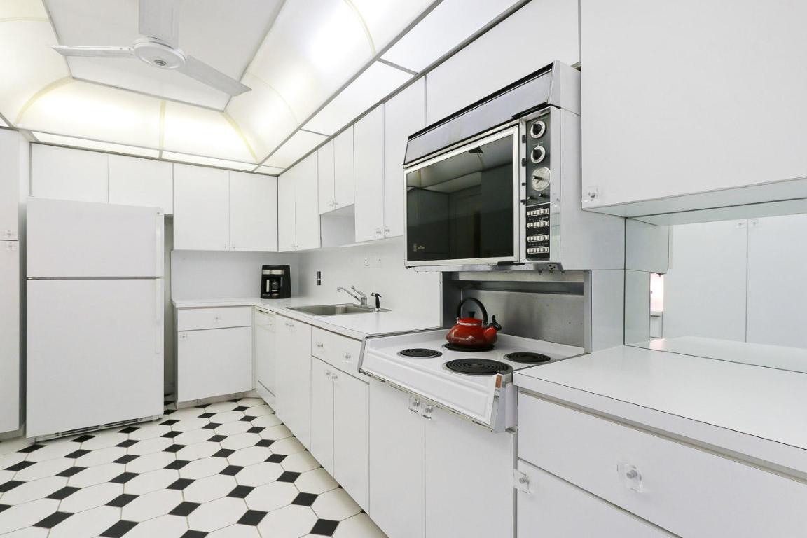 Sun and Surf - Residential Lease