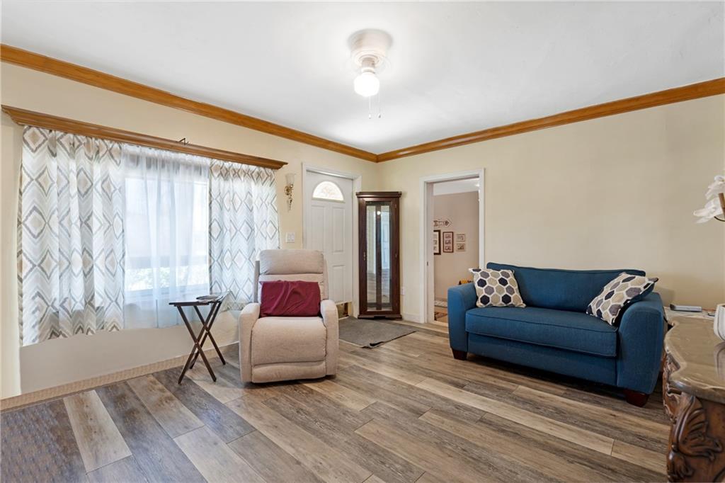 North Andrews Terrace 32- - Residential