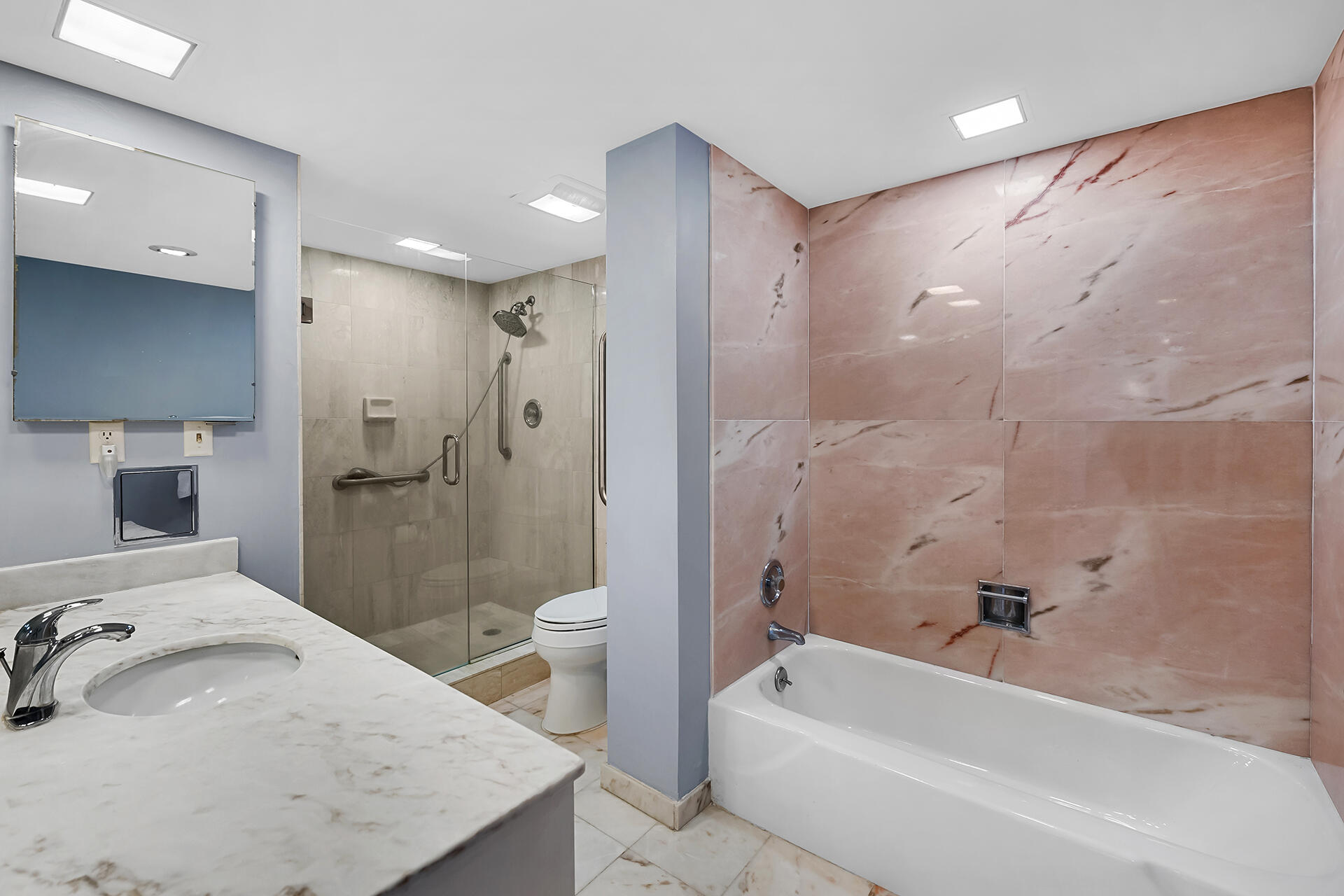 SABAL POINT APTS CONDO - Residential