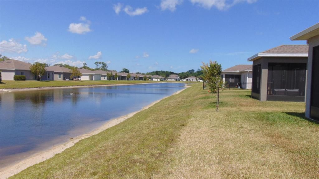 Photo of 5235 Oakland Lake Circle, Fort Pierce, FL 34951 (MLS # R10703955)