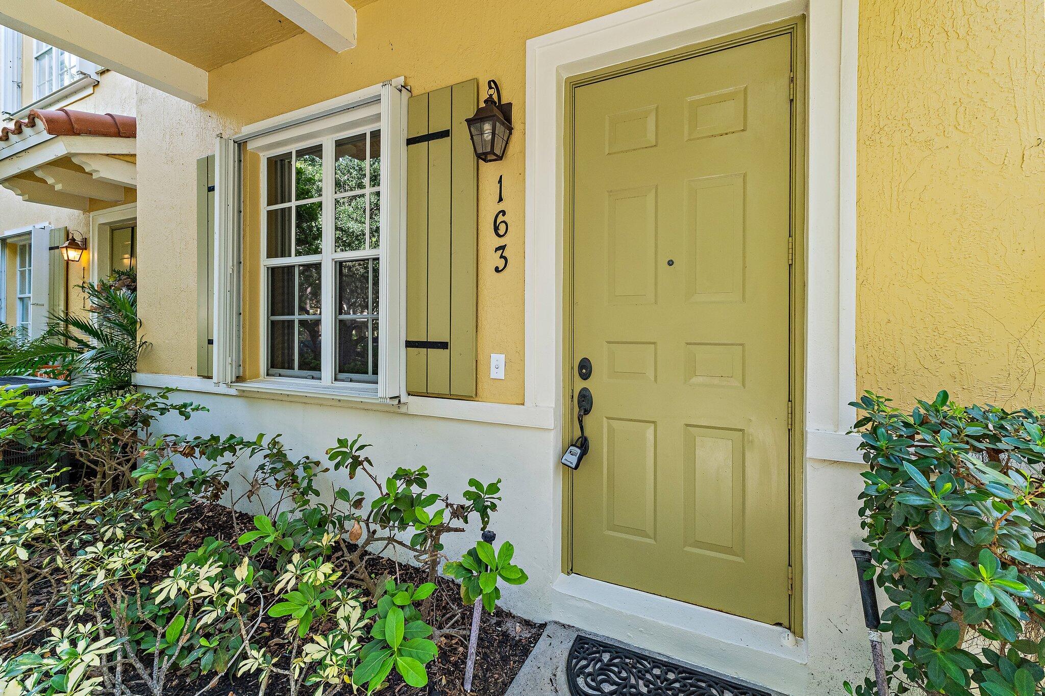 163 APALACHEE Lane
